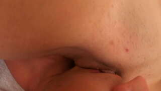 Һине мин һәм һин зат өҫтөнлөк трахать өҫтөндә була.