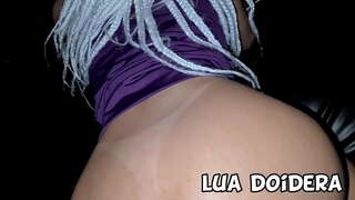 Novinha do Rio de Janeiro Lua Doidera pas de trou de la gloire na festa de swing e fès plusieurs mâles gozarem na punheta e boquete