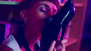 Meu querido diário de yn mwynhau da quarentena: neidio com yn bucetinha ymhlith llawer o baba ac yn y naid uchel